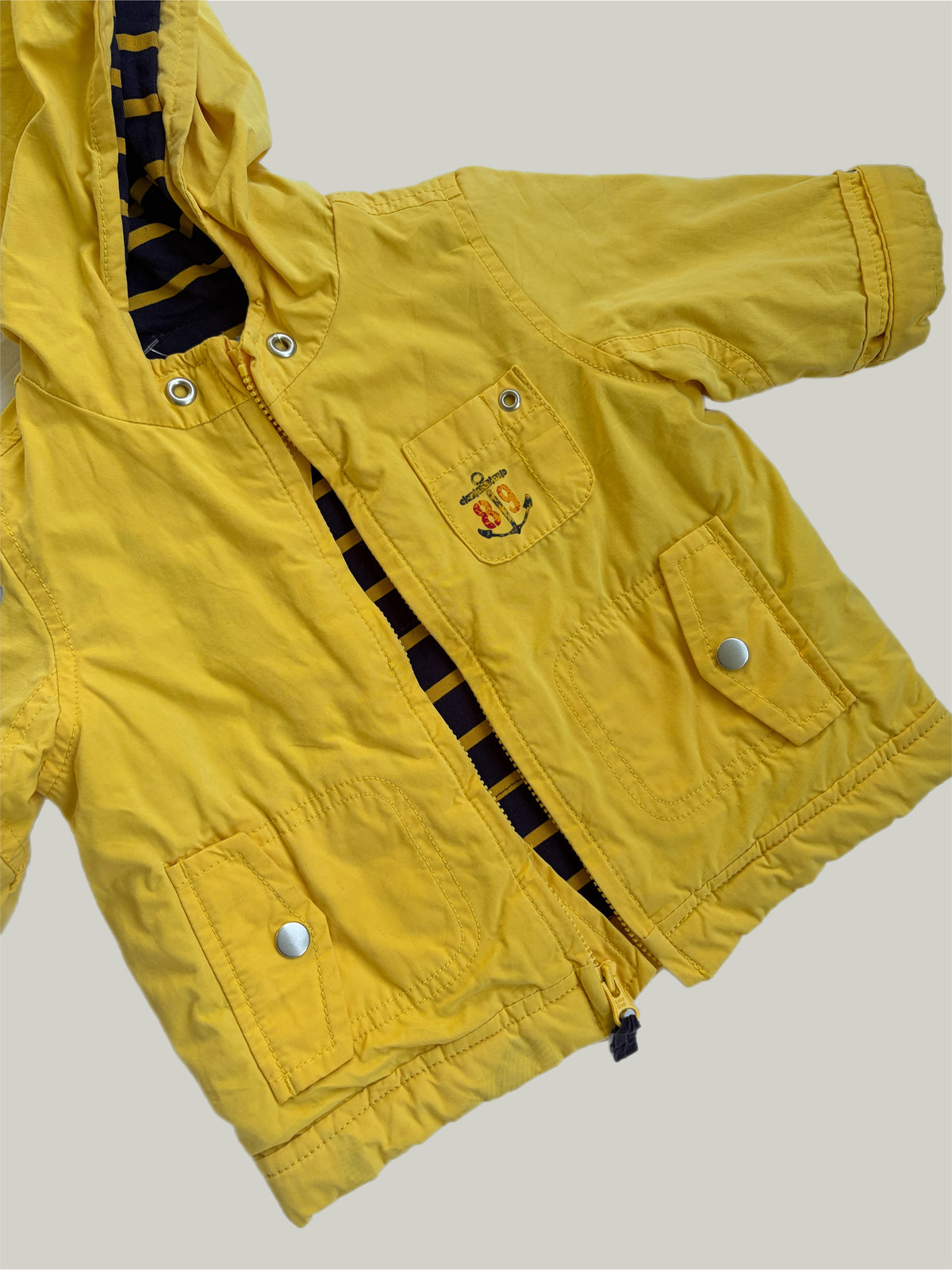 Excellent Condition Baby Gap Jacket 0 to 6 Months