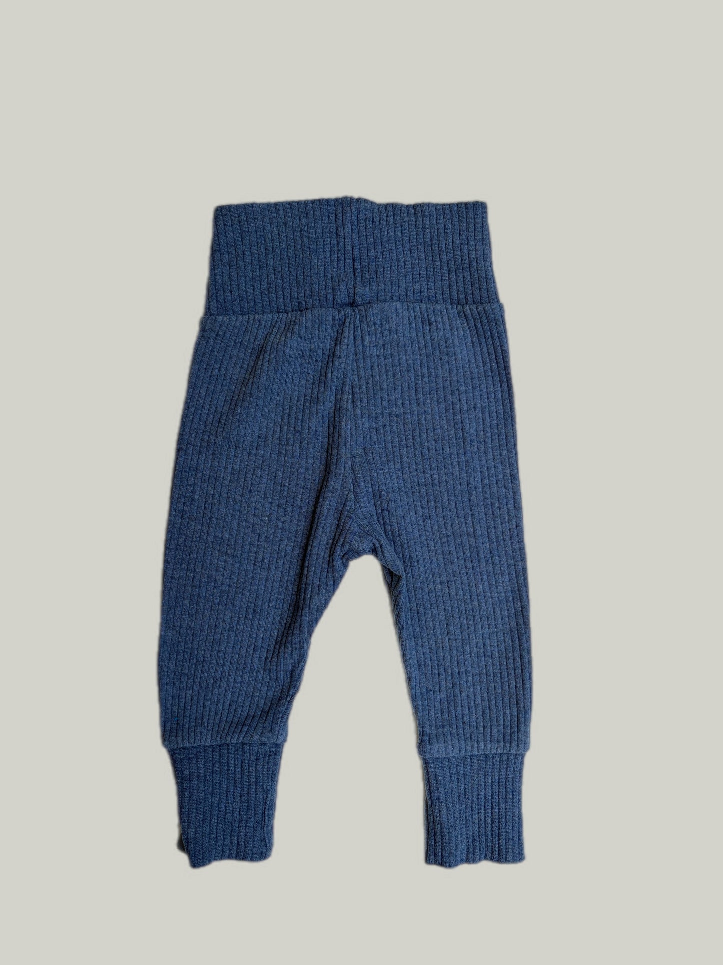 Good Condition H&M Organic Cotton Trousers 2 to 4 Months