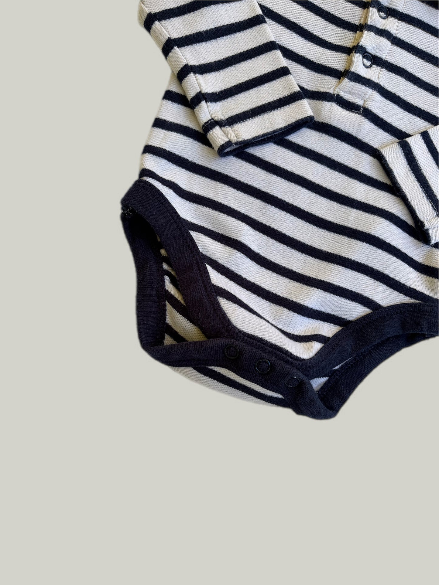 Like New Jojo Maman Bebe Cotton Bodysuits 3 to 6 Months