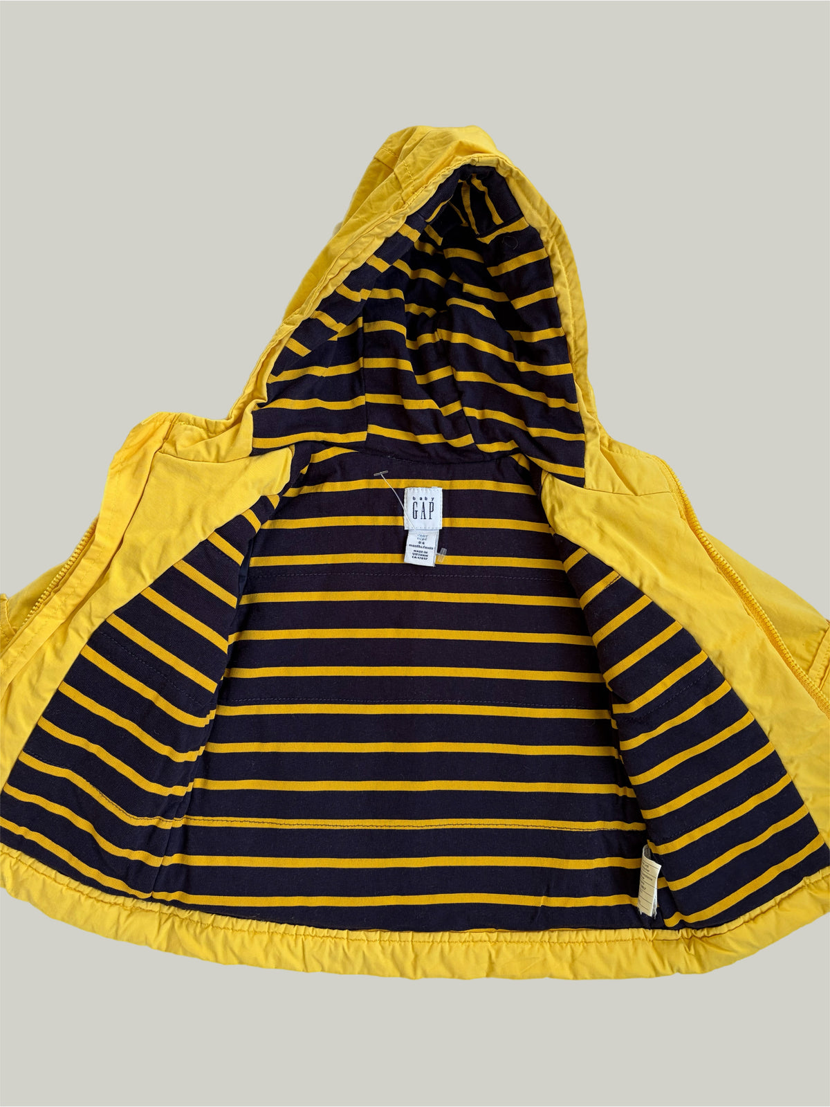 Excellent Condition Baby Gap Jacket 0 to 6 Months