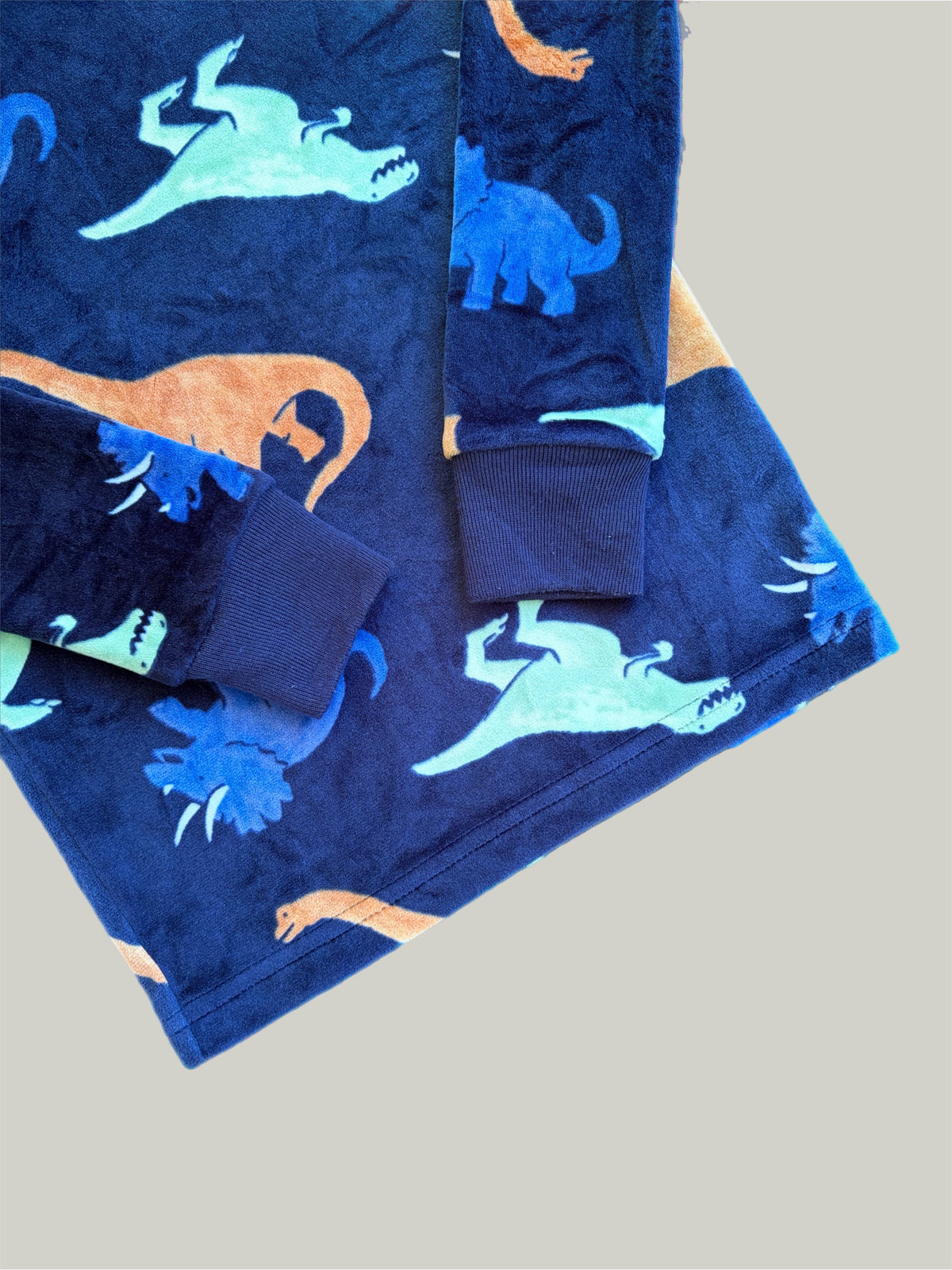 Brand New Carter's Fleece Long-Sleeve Pyjamas Top 5 Years