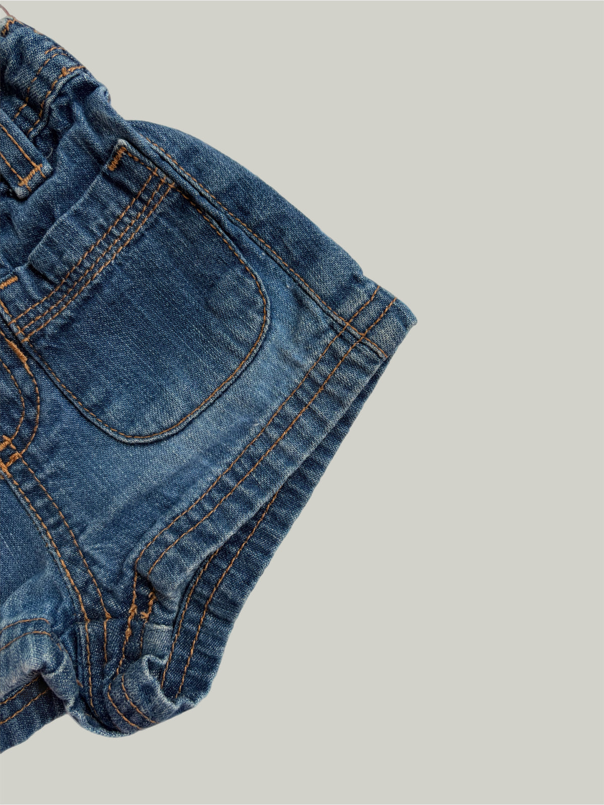 Like New Old Navy Cotton Shorts 12 to 18 Months