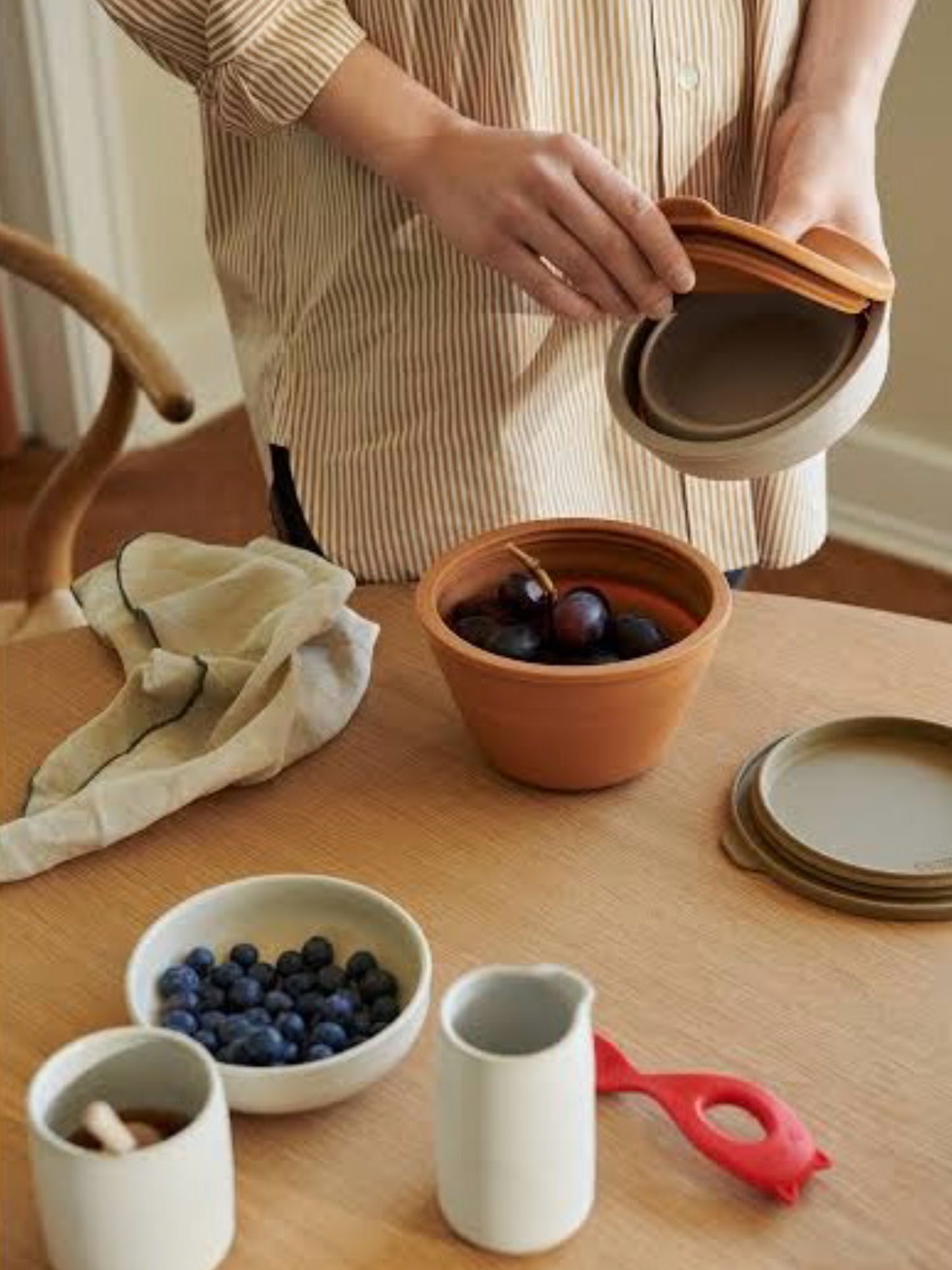 Brand New Liewood Silicone Foldable Bowl Set