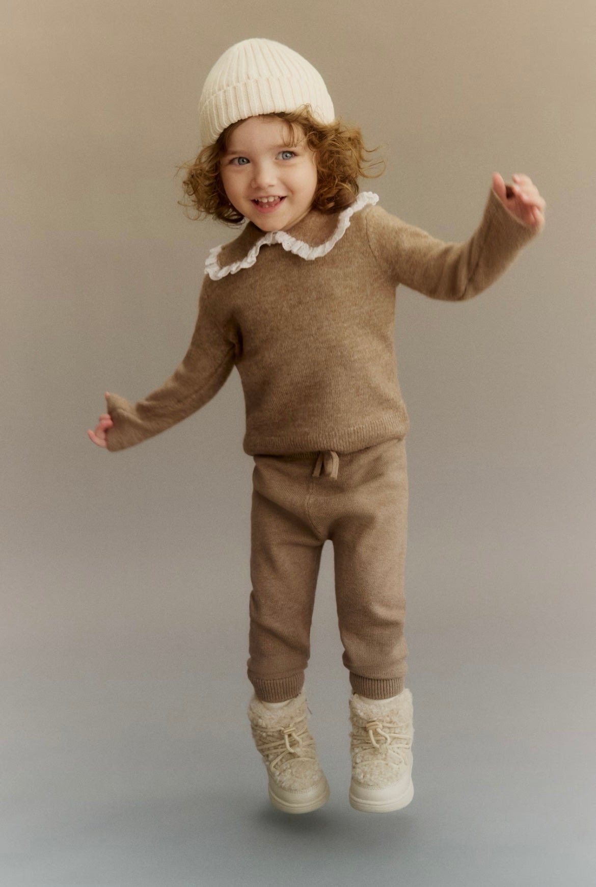 Brand New H&M Long sleeve Sweater